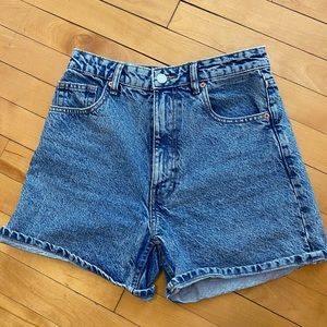 cute high waisted zara jean shorts